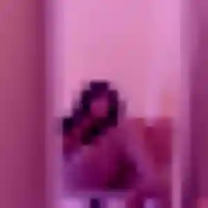 Luna, femme de 29 ans veut plan cul à Aigné