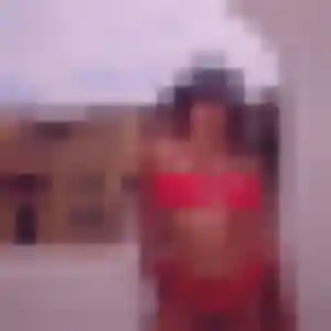 Penelope, 26 ans, en ligne à Aix-en-Provence pour un plan cul