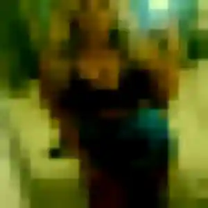 Noemie, 34 ans, connectée à Albertville pour une rencontre coquine