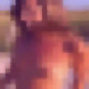 Charmante Bettina, 26 ans à Alboussière - voir sa photo