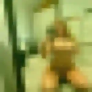 Capucine (24 ans) à Allanche cherche un plan cul aujourd'hui