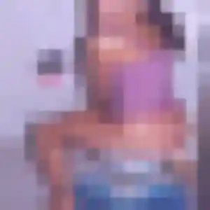 Giulia de Ambleny, 41 ans - plan cul discret