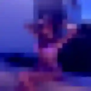 Rejoins Flore, 34 ans à Angerville-l'Orcher gratuitement