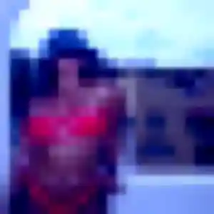Photo de Debora à Aouste-sur-Sye (24 ans) - plan cul anonyme