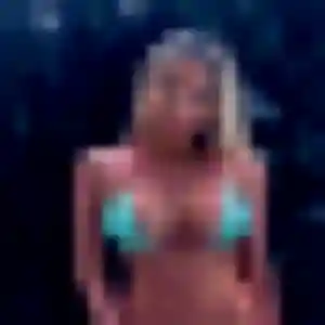Rejoins Ariane, 41 ans à Artemare en privé