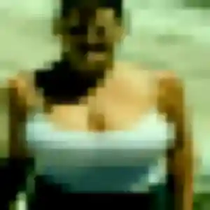 Sara de Assevent, 24 ans - plan cul discret