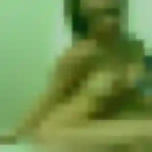 Contacte Noura, 29 ans à Aubigné-Racan en privé
