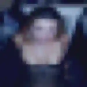 Charmante Bettina, 29 ans à Aubrives - voir sa photo