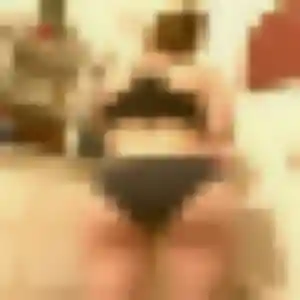 Roxane de Aulnoy-lez-Valenciennes, 24 ans - plan cul en toute liberté