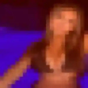 Caroline, 38 ans, disponible à Aurec-sur-Loire pour un plan cul