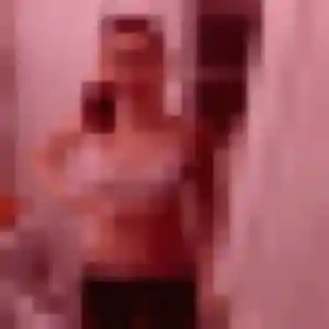 Fabienne, 35 ans, connectée à Auvillers-les-Forges pour une rencontre coquine