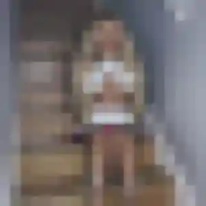 Rejoins Josephine, 33 ans à Auzebosc en privé