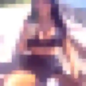 Emma, 33 ans, connectée à Baccarat pour une rencontre coquine