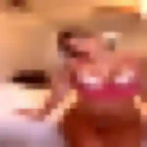 Estee, femme de 25 ans propose plan cul à Balaruc-le-Vieux