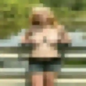 Lucie, 22 ans, cherche un plan cul à Balgau
