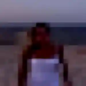 Yolande, 30 ans, disponible à Balleroy-sur-Drôme pour un plan cul