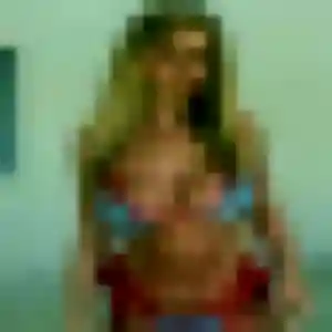 Alice, 33 ans, disponible à Bargemon pour un plan cul