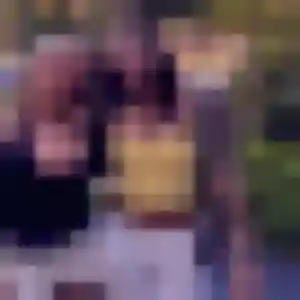Découvre Capucine, 42 ans à Bazoches-sur-Guyonne en privé