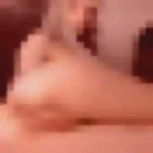 Noura, femme de 23 ans propose plan cul à Bazouges Cré sur Loir