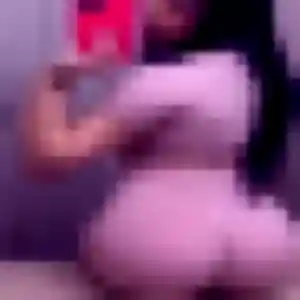 Leonore, femme de 34 ans cherche plan cul à Bellevigne-en-Layon