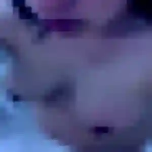 Maya (28 ans) à Benet cherche une rencontre ce soir