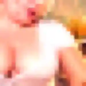 Flore, femme de 23 ans cherche plan cul à Berlaimont