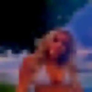 Elsa, 29 ans, connectée à Bernay-Saint-Martin pour un plan cul