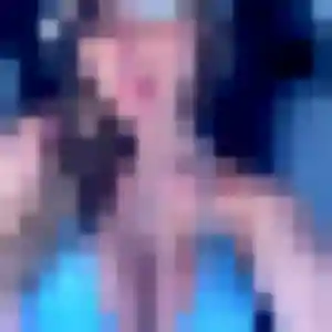 Contacte Deborah, 22 ans à Bessay-sur-Allier en privé