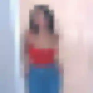 Severine, 25 ans, connectée à Bessenay pour une rencontre coquine