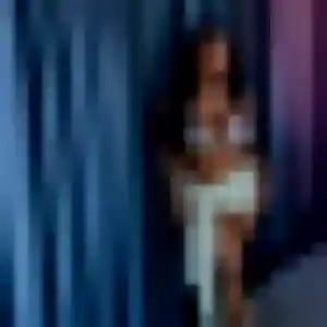 Découvre Louise, 26 ans à Bon-Encontre en privé