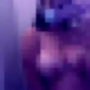 Rejoins Salome, 26 ans à Bordères en privé
