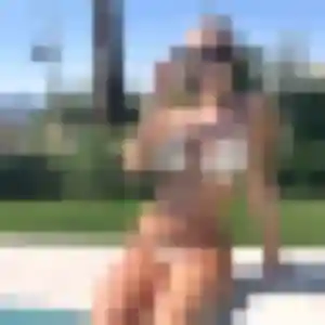 Hermine, 22 ans, disponible à Bosville pour une rencontre coquine
