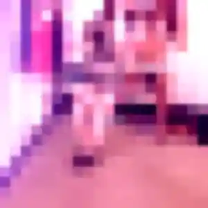 Viviane, 28 ans, en ligne à Bourret pour une rencontre coquine