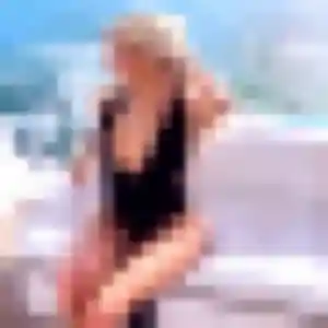 Eleonore, 40 ans, connectée à Brains-sur-Gée pour une rencontre coquine