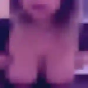 plan cul à Bram : photo de Valerie, 44 ans - accès libre