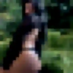 Nicole, 27 ans, connectée à Bréhal pour une rencontre coquine