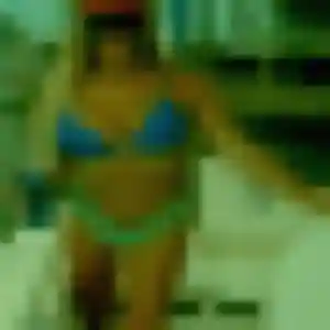 Inaya, 41 ans, connectée à Briançon pour une rencontre coquine