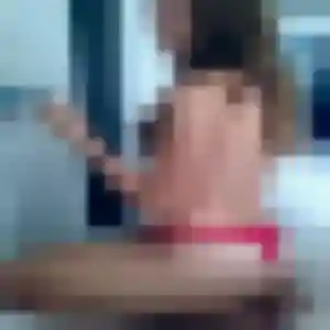 Anne-Laure, 36 ans, dispo pour plan cul à Cailly