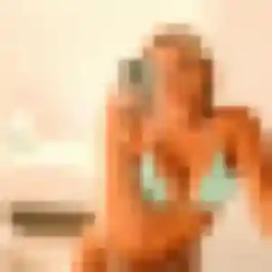 Christelle, femme de 23 ans veut plan cul à Calmont
