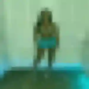 Kelly (22 ans) à Carentoir cherche un plan cul ce soir