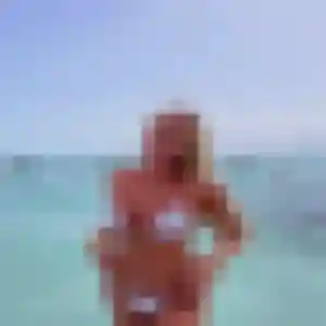 Zara de Cavan, 41 ans - plan cul discret