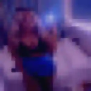 Charmante Flavia, 44 ans à Cervens - voir sa photo