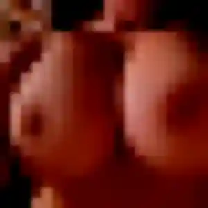 Rym, 35 ans, connectée à Cessenon-sur-Orb pour une rencontre coquine