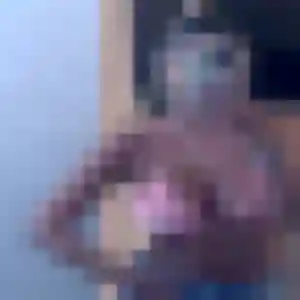 Yasmine (28 ans) à Champagne attend un plan cul ce soir