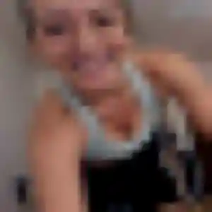 Emilie, 44 ans, cherche un plan cul à Champagné-Saint-Hilaire