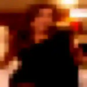 Contacte Geneve, 25 ans à Chapdes-Beaufort en t'inscrivant