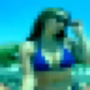 Celine, femme de 27 ans propose plan cul à Charmeil