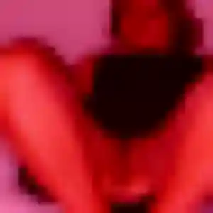 Photo de Armelle à Chassiers (25 ans) - plan cul discret