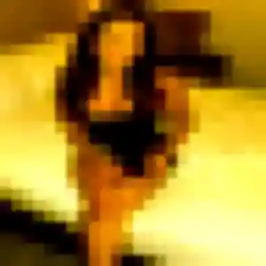 Sexy Estelle, 33 ans à Châteaumeillant - voir sa photo
