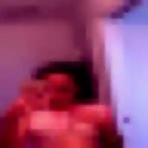 Estee, 23 ans, connectée à Châteauvillain pour une rencontre coquine